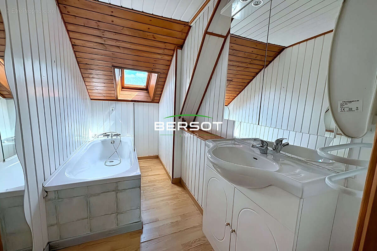 Appartement à VAUFREY