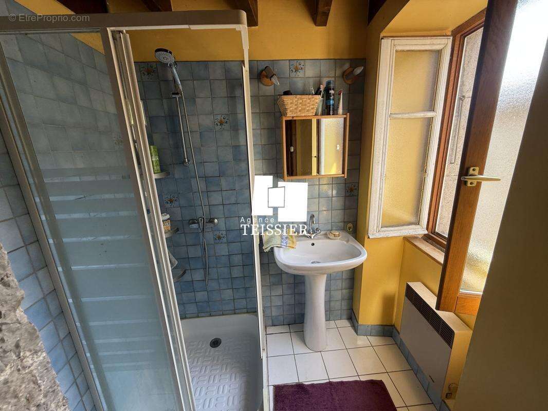 Sud Ardèche : 07460 Berrias & Casteljau , Maison de village ave - photo 9