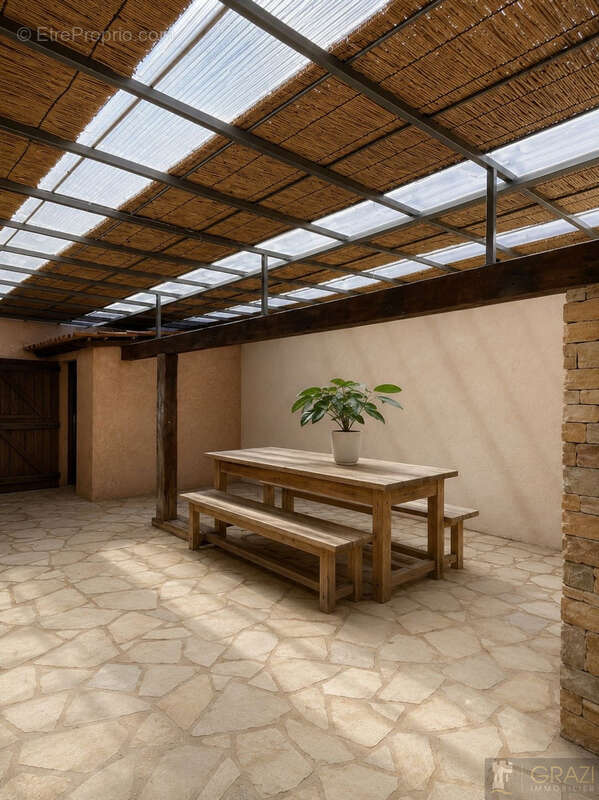 Appartement à SIX-FOURS-LES-PLAGES