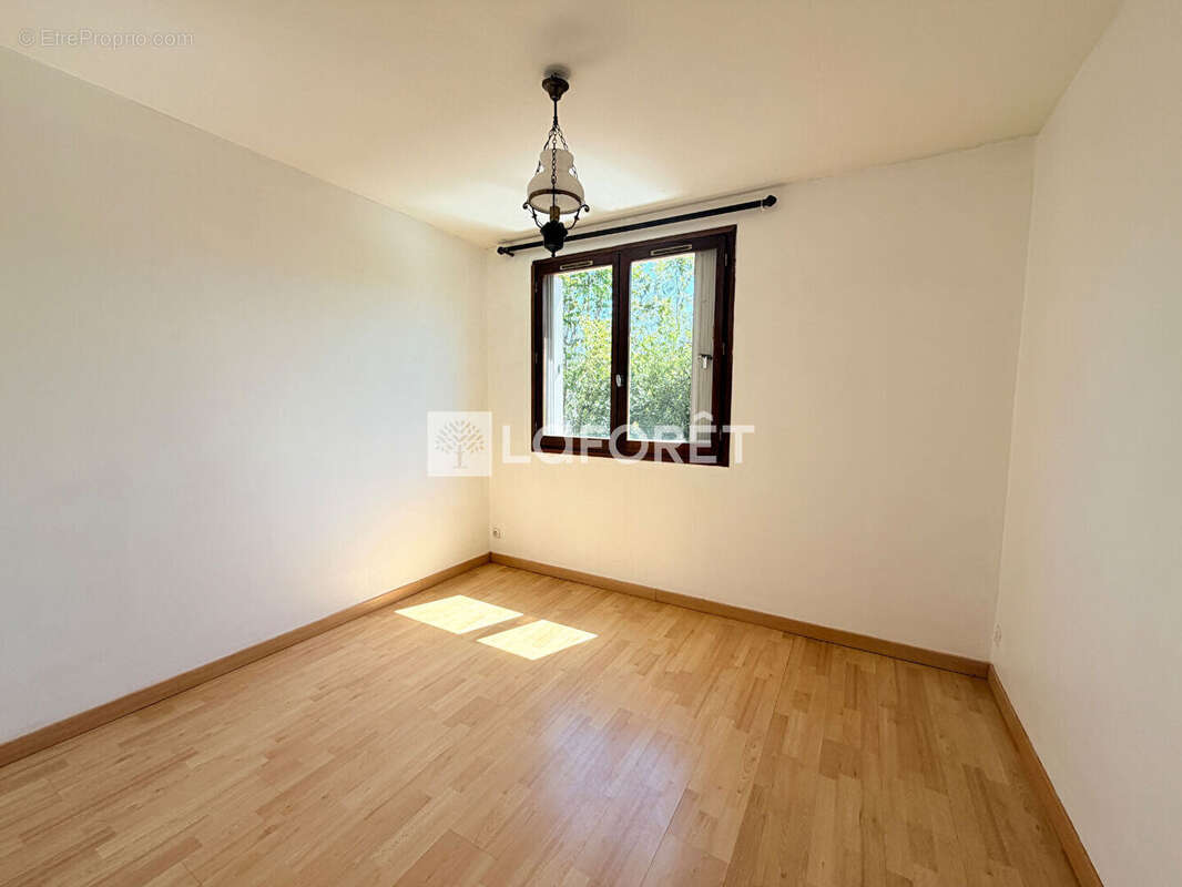 Appartement 73 m² à Albi  - photo 3