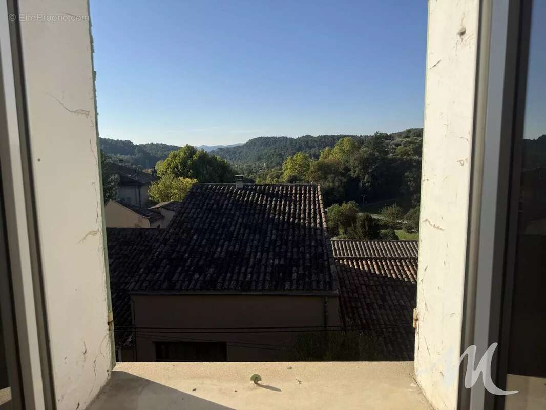 Appartement à BARJOLS