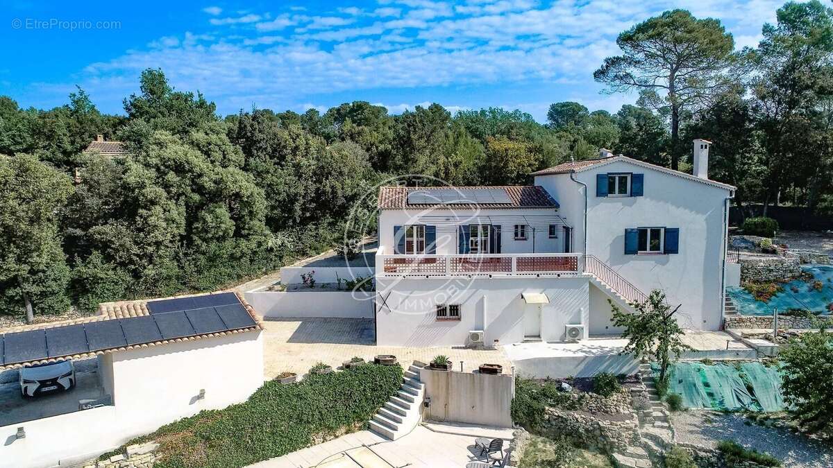 Maison à LORGUES