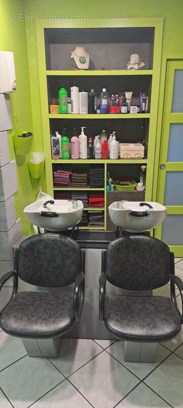 Photo 4 - Commerce à BAUGE