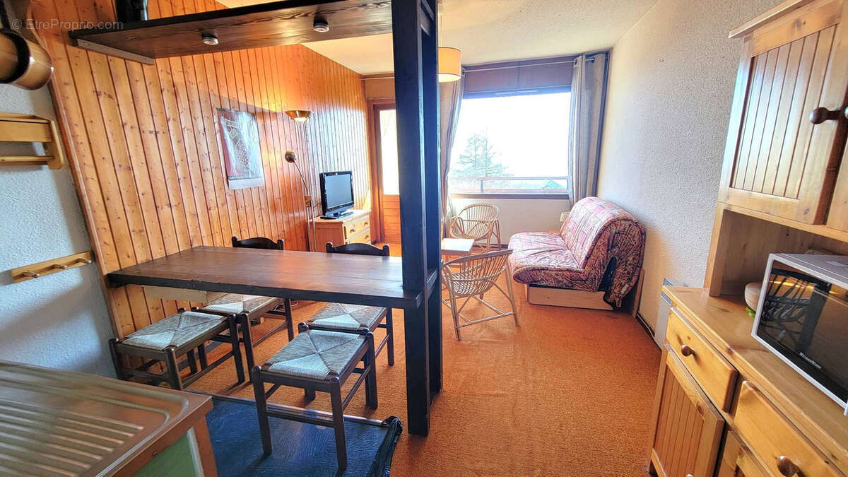 Appartement à SAINT-MICHEL-DE-CHAILLOL