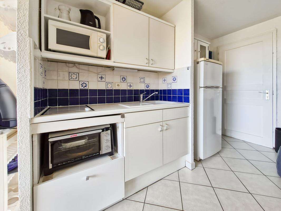Appartement à ROQUEBRUNE-SUR-ARGENS