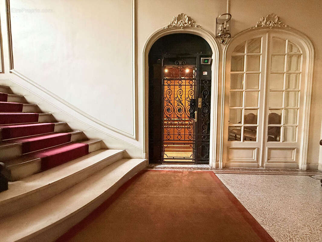 Appartement à PARIS-12E