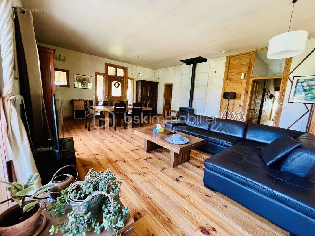 Maison à FORCALQUIER