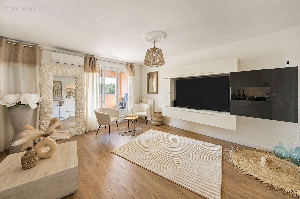 Bastia - appartement t3 de 81m2 - photo 2