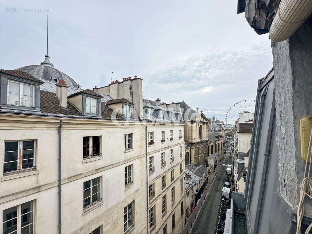 Appartement à PARIS-1E