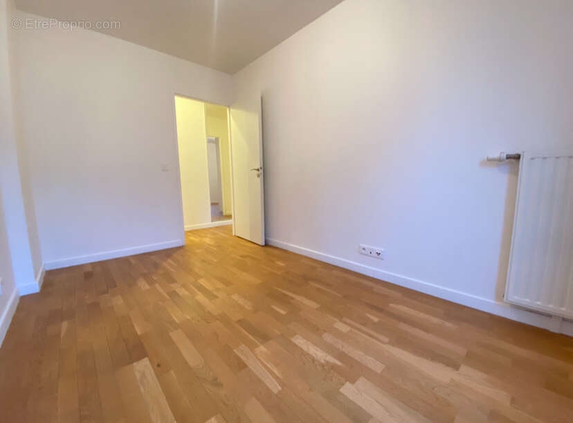 Appartement à SURESNES