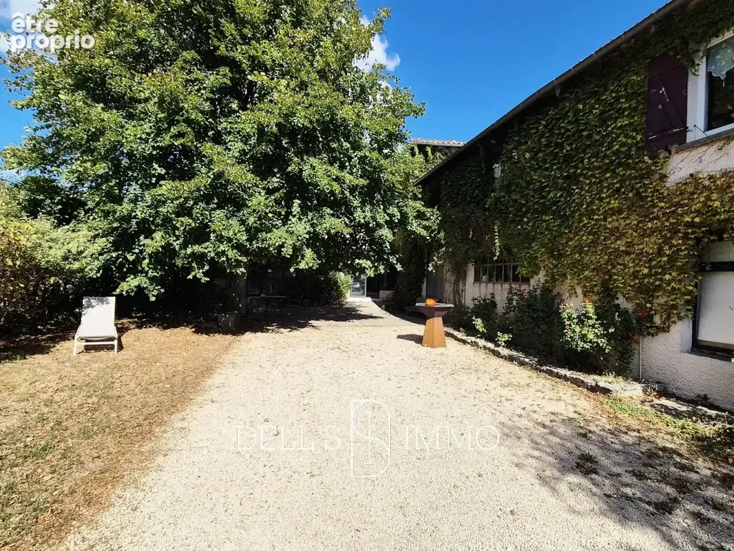 Maison avec dépendances - photo 3