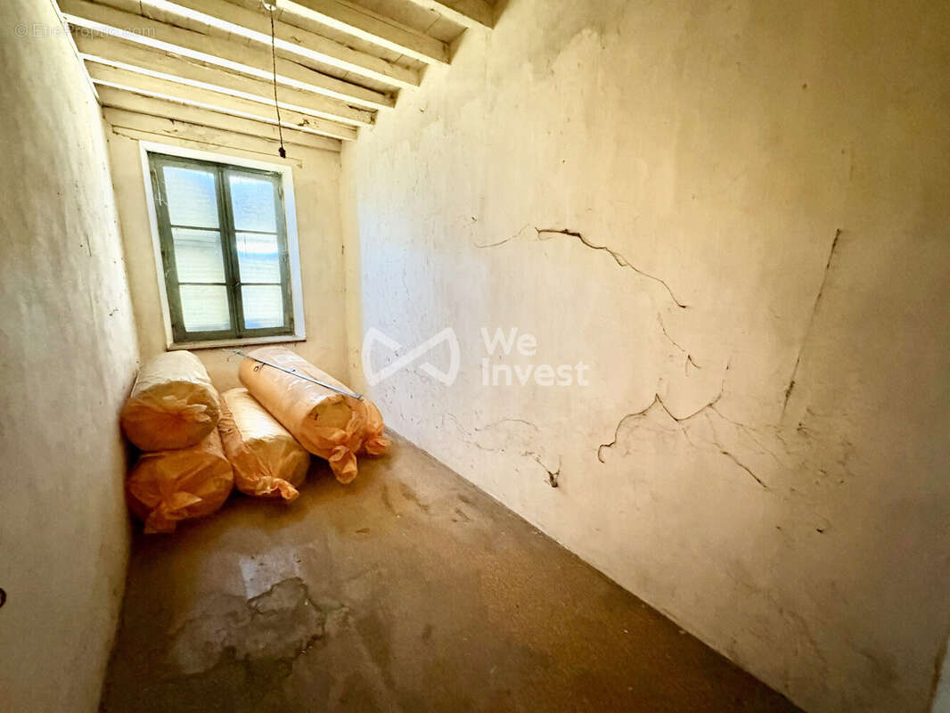 Maison 5 pièces 110 m² à vendre à Luzillat (63350) - photo 8