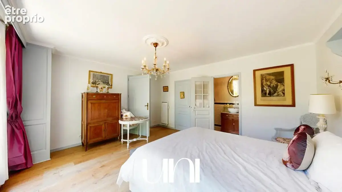 Maison 12 pièces de 365m2 sur terrain de 390m2 - THUE ET MUE - photo 20