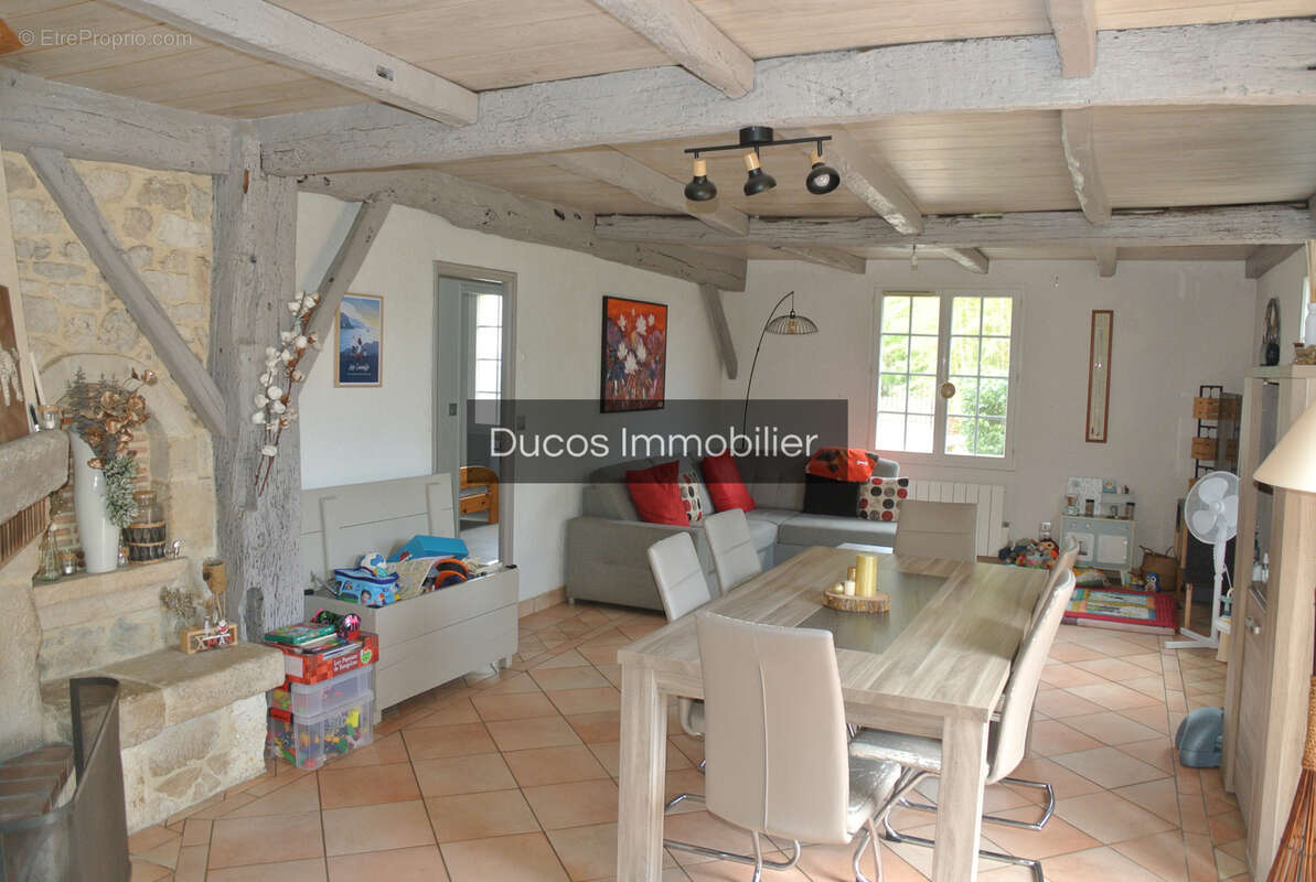 Ensemble immobilier avec maison principale et appartement indépendant - photo 12