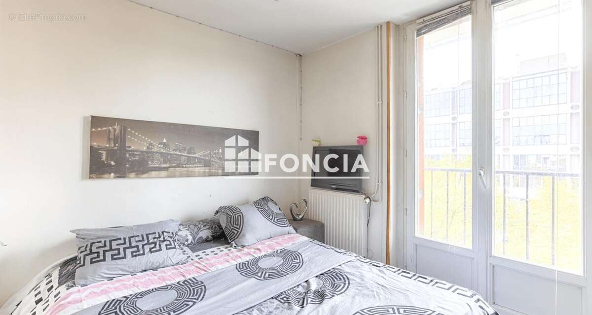 Appartement à EPINAY-SUR-SEINE