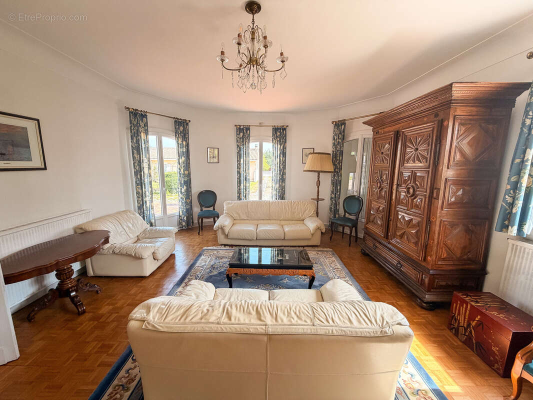 Maison à SAINT-ANDRE-DE-CUBZAC