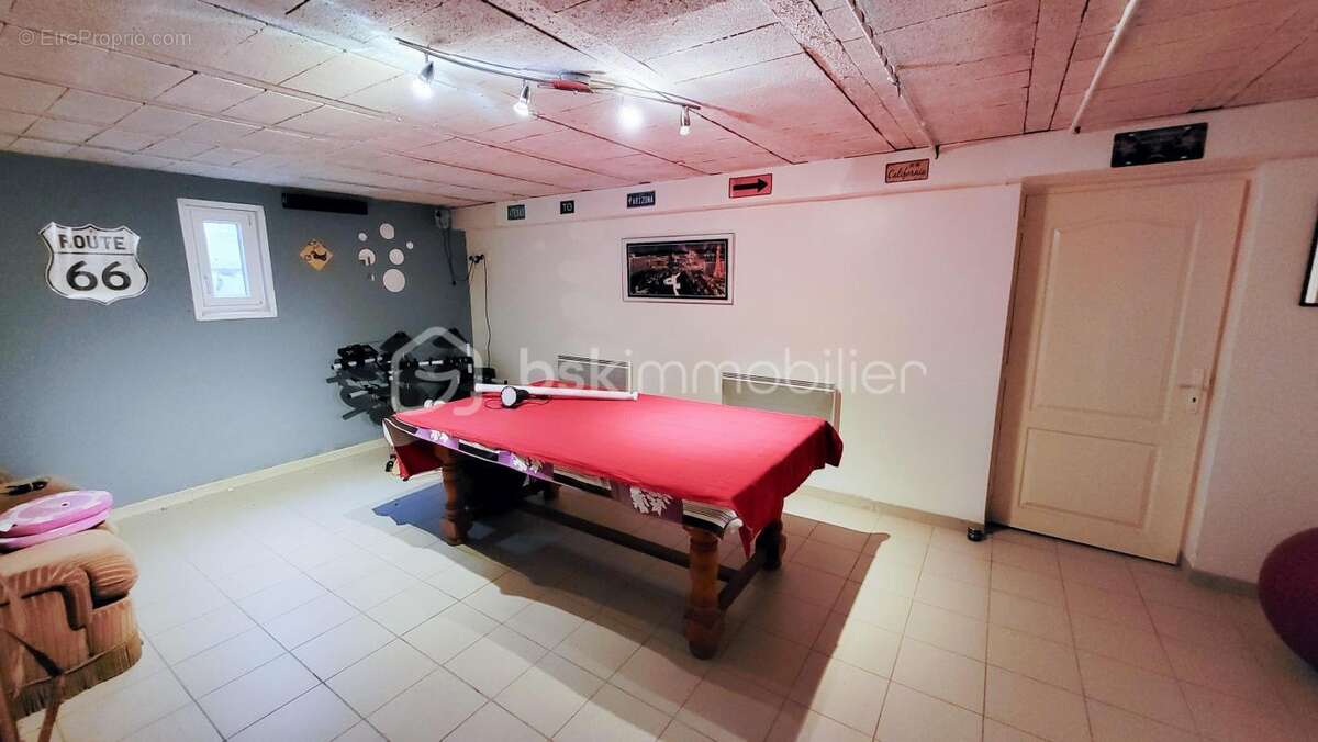 Maison à WARMERIVILLE