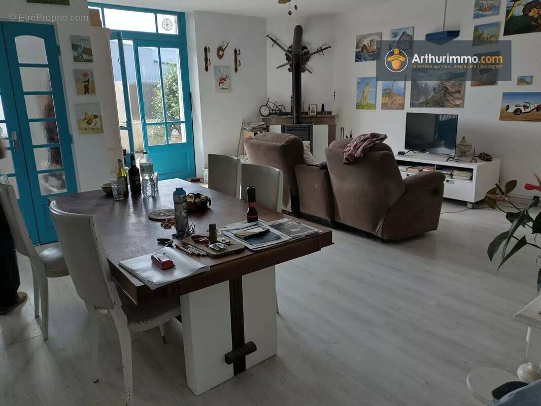 Maison à VILLENEUVE-D&#039;OLMES