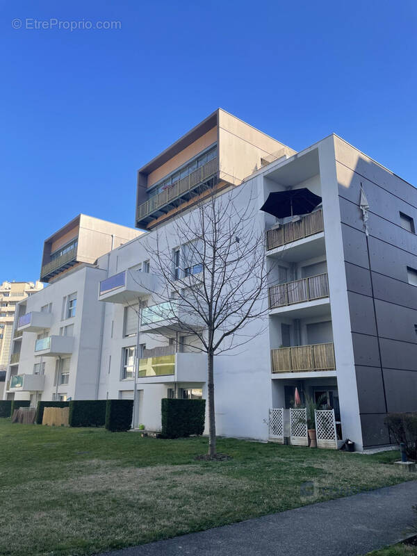 Appartement à LYON-7E