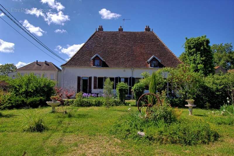 Maison à TAVAUX