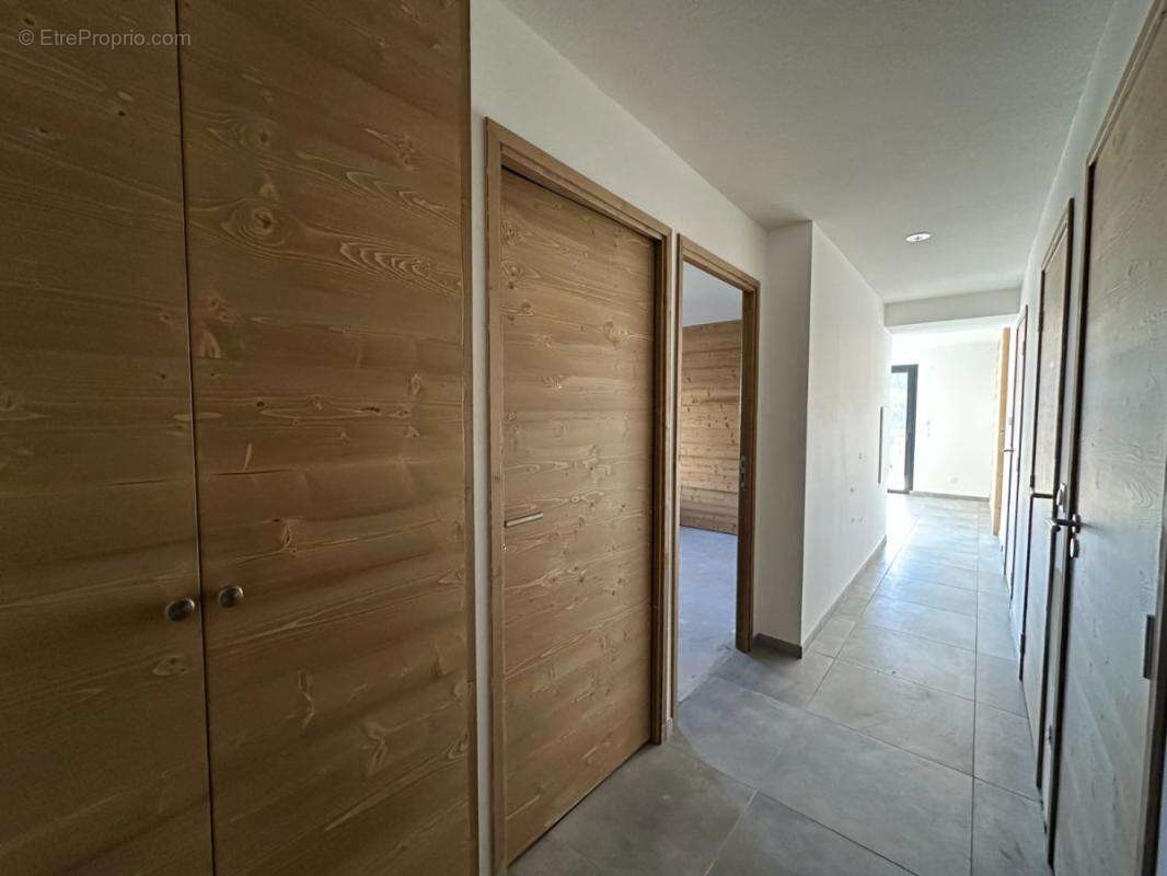 Appartement à SAINT-CHAFFREY