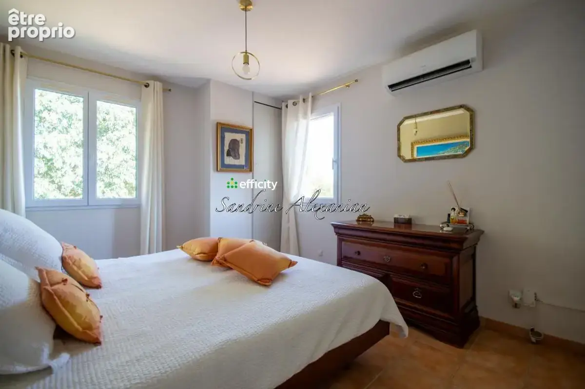 Maison 7 pièces 180 m² à vendre à Le Cannet-Des-Maures (83340) - photo 19