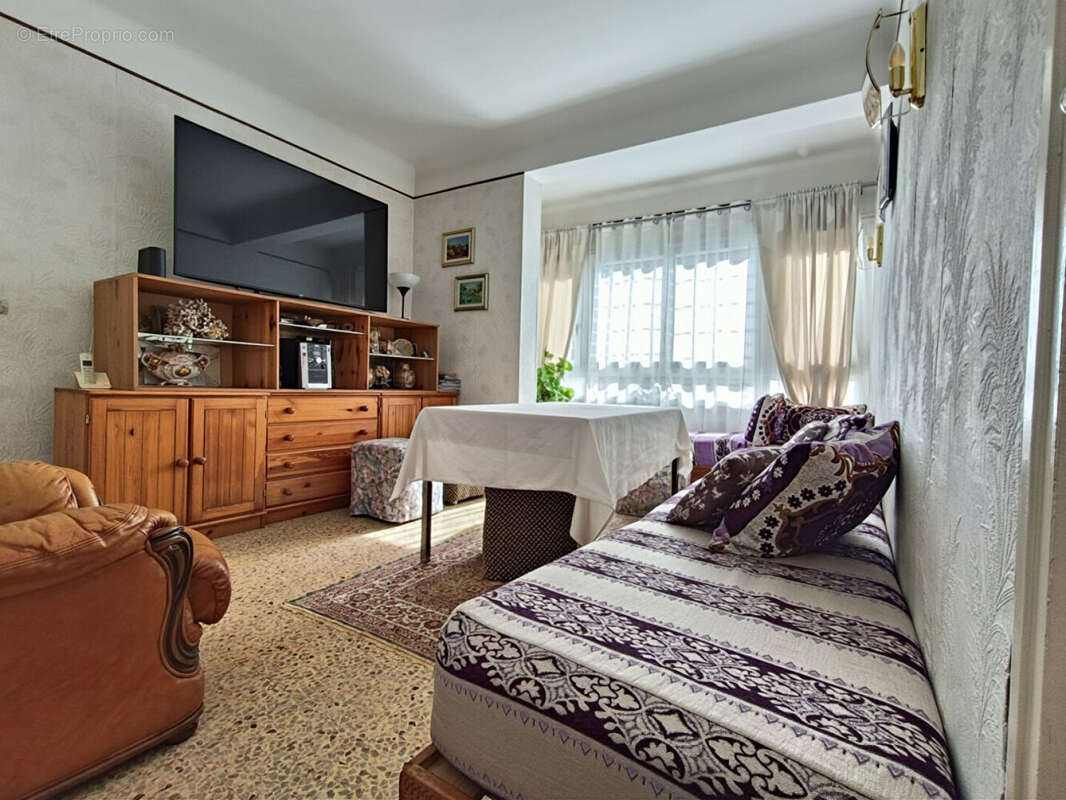 Appartement à MARSEILLE-11E