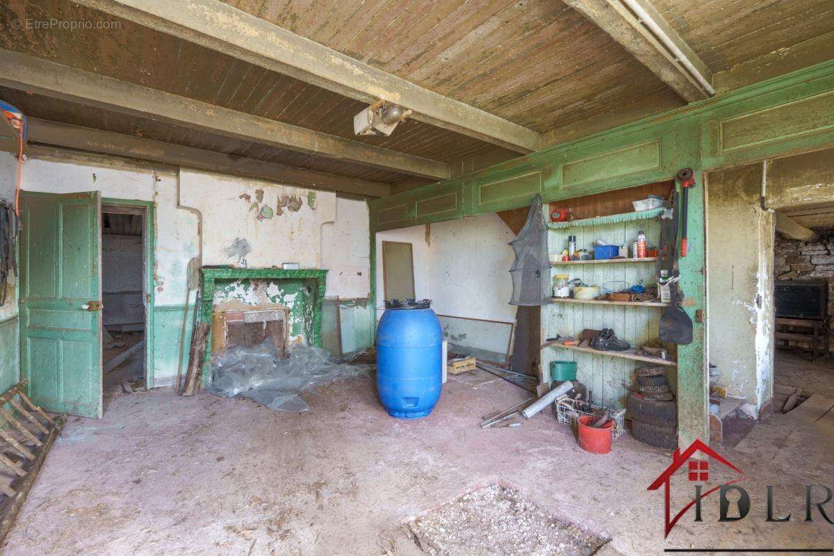 Maison 350 m² à Guyonvelle  - photo 5