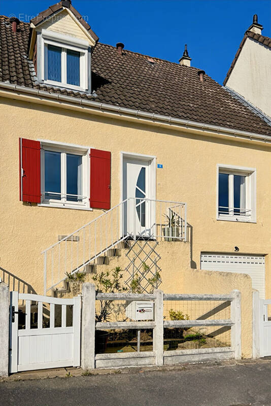 Maison à BEAUVAIS