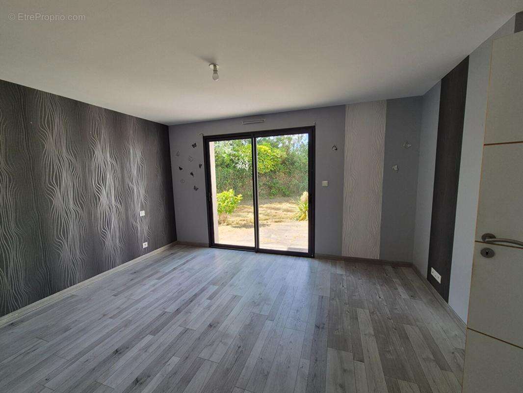 Maison à CARHAIX-PLOUGUER