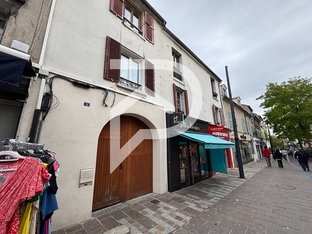 Appartement à COLOMBES