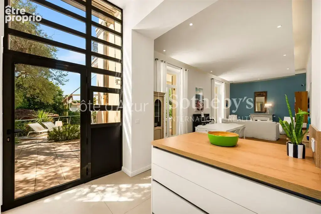 Cannes Petit Juas, villa Belle Époque de six chambres avec piscine - photo 7