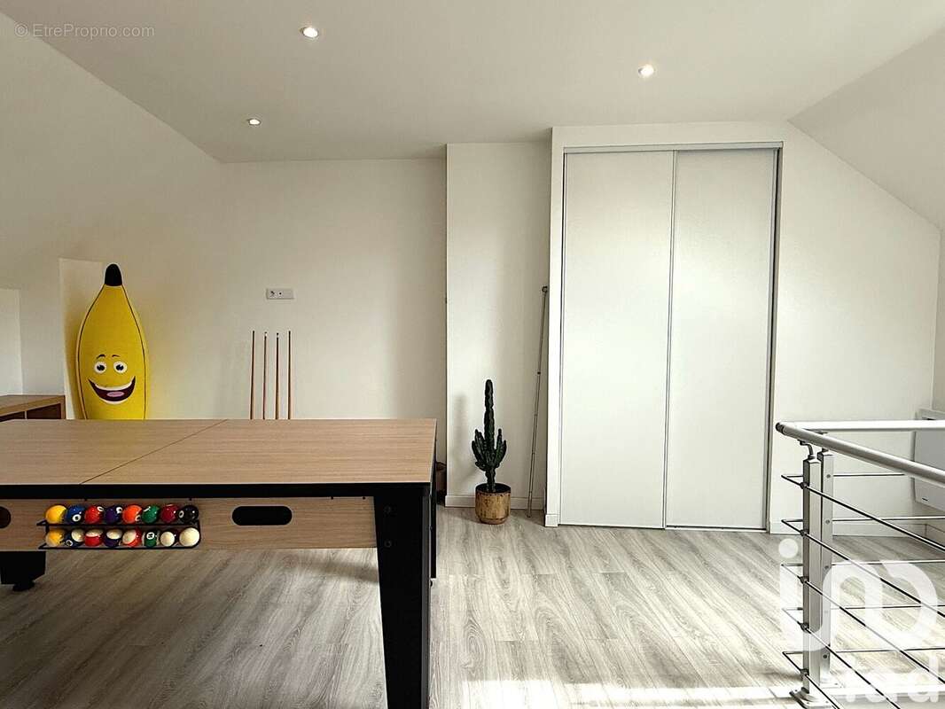 Photo 9 - Maison à LE PERRAY-EN-YVELINES