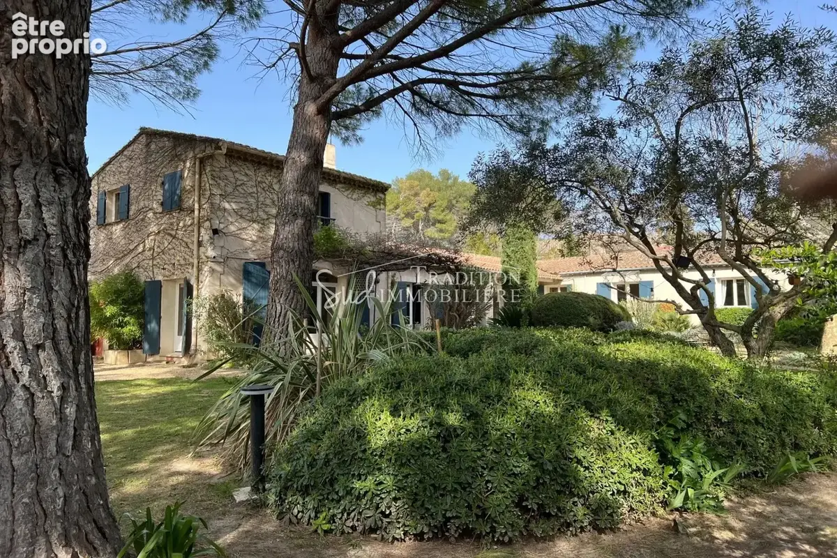 Maison 8 pièces 250 m² à vendre à Saint-Remy-De-Provence (13210) - photo 2