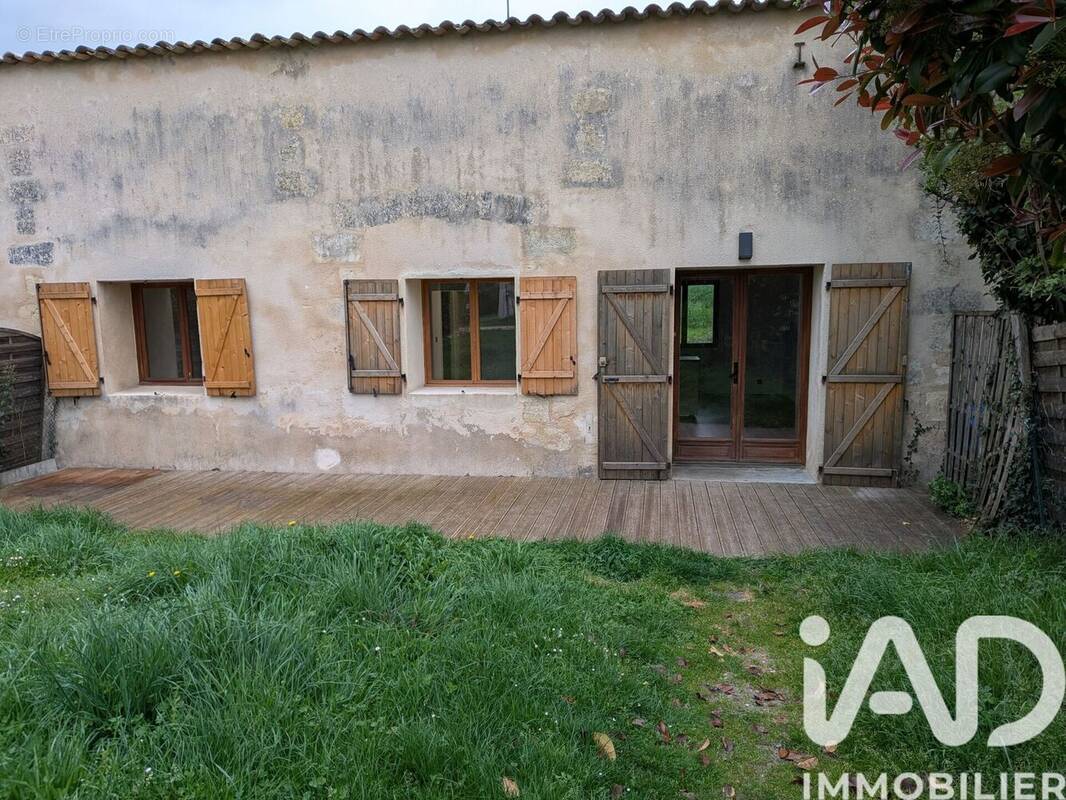 Photo 1 - Maison à FARGUES-SAINT-HILAIRE