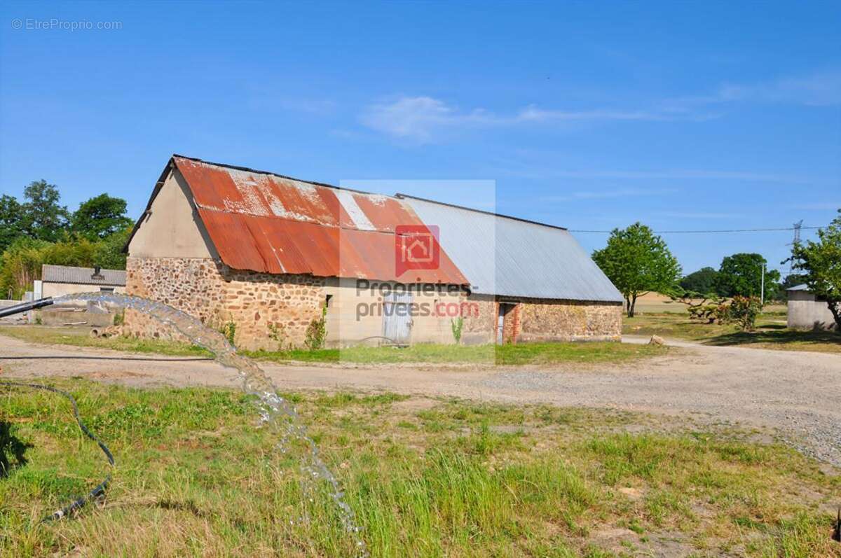Maison à BEAULIEU-SUR-OUDON