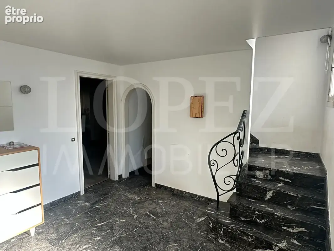 Maison Aussillon 5 pièce(s) 98 m2 - photo 8