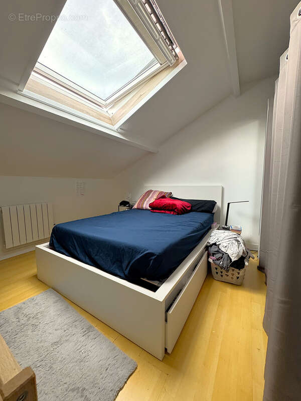 Appartement de 3 pièces en duplex à proximité de la Mairie et de la gare RER B - photo 10