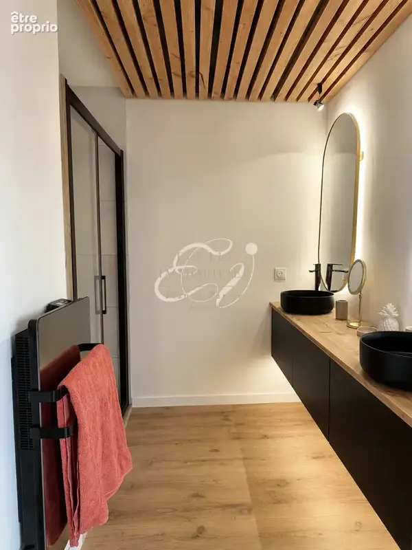 Maison de caractère de 166 m2, entièrement rénovée, terrasses et rooftop - photo 9