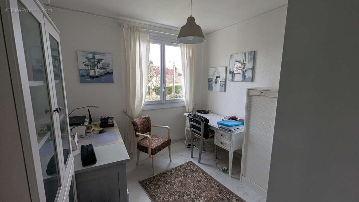 Maison à MAGNE