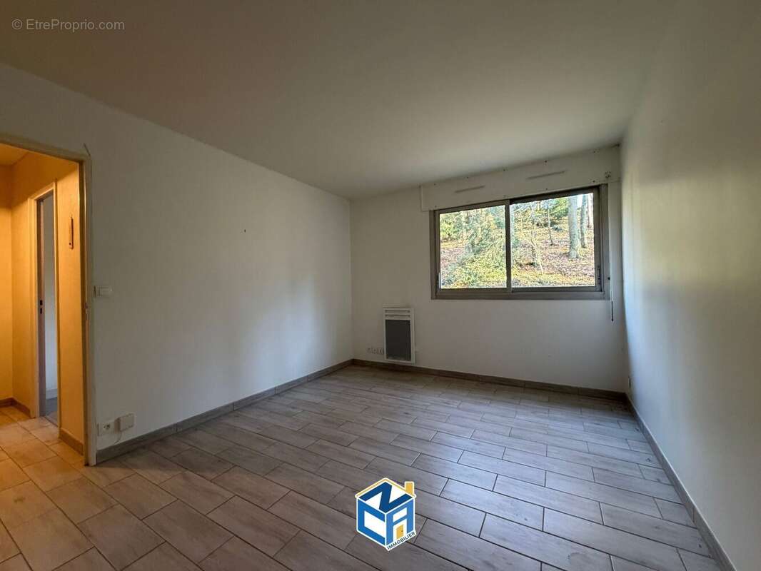 fenêtres rdc - Appartement à SAINT-AVERTIN