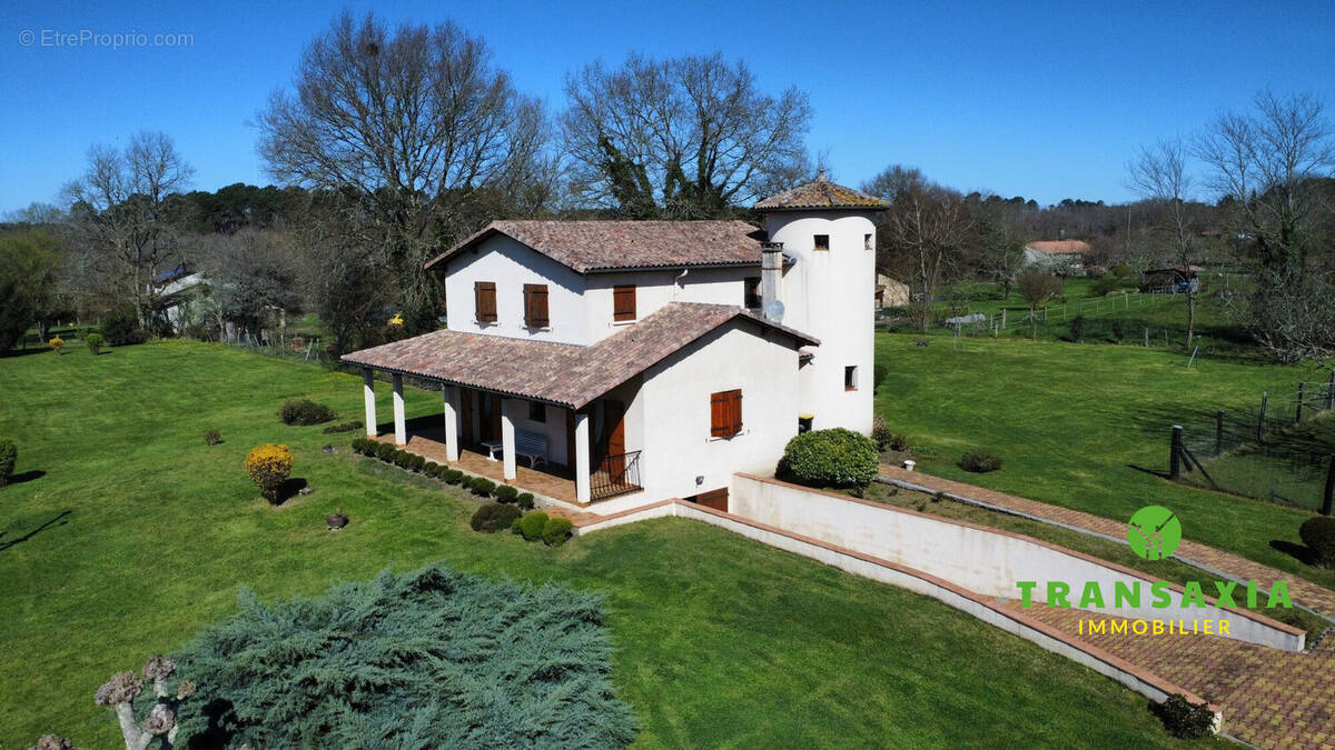 Maison à BERNOS-BEAULAC