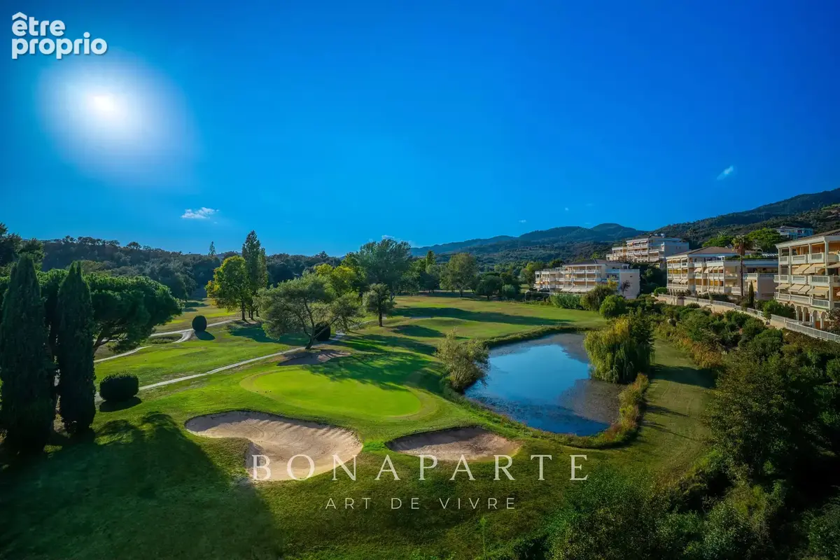 Photo Appartement à Mandelieu-La-Napoule au prix de 1 090 000€