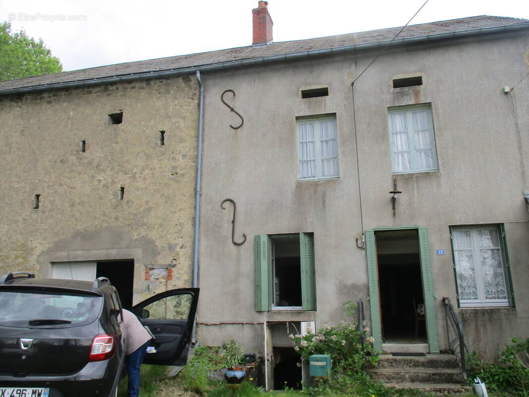 Maison à CHATEAU-CHINON(VILLE)