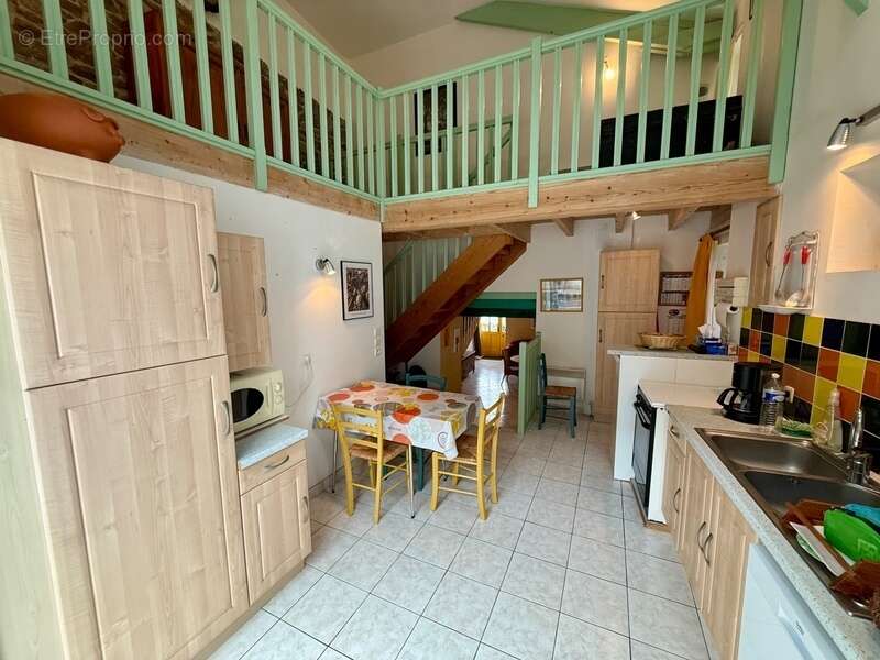 Maison à SAINT-SULIAC