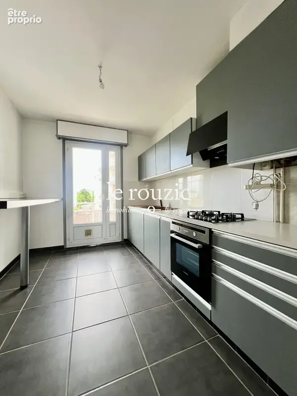 Appartement 4 pièces 74 m² à vendre à Lorient (56100) - photo 4