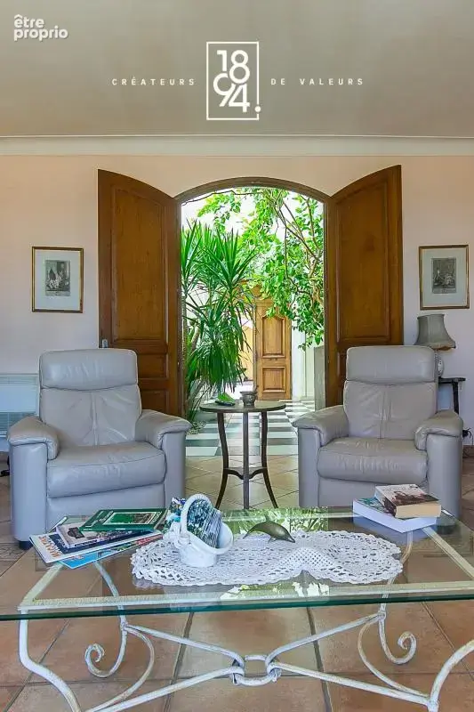 À vendre I Sud Luberon I Propriété I 1060m² - photo 8