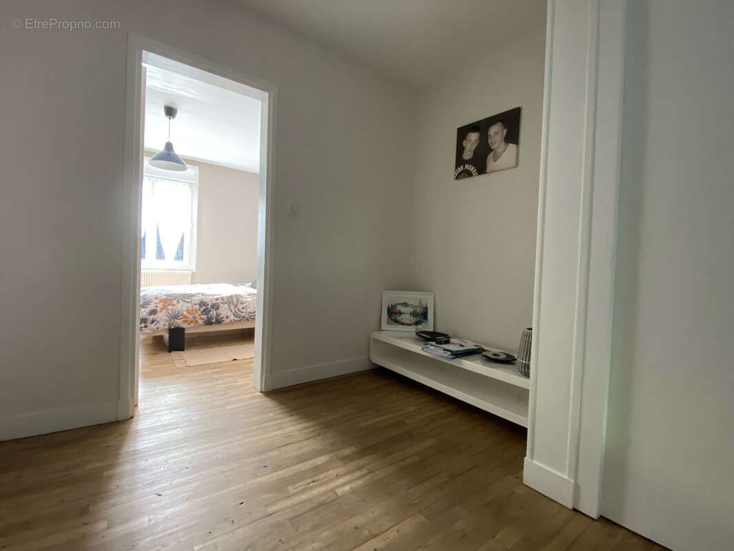 Maison à COUSSAC-BONNEVAL