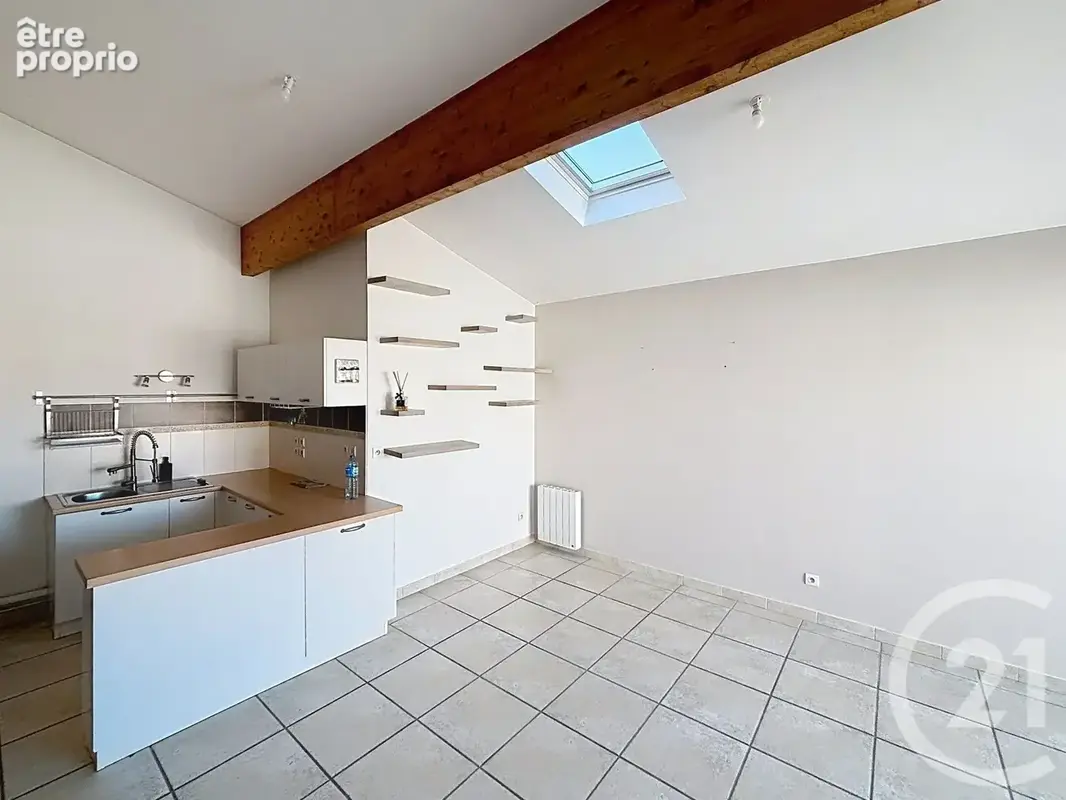 Appartement 3 pièces 42 m² à vendre à Angouleme (16000) - photo 2