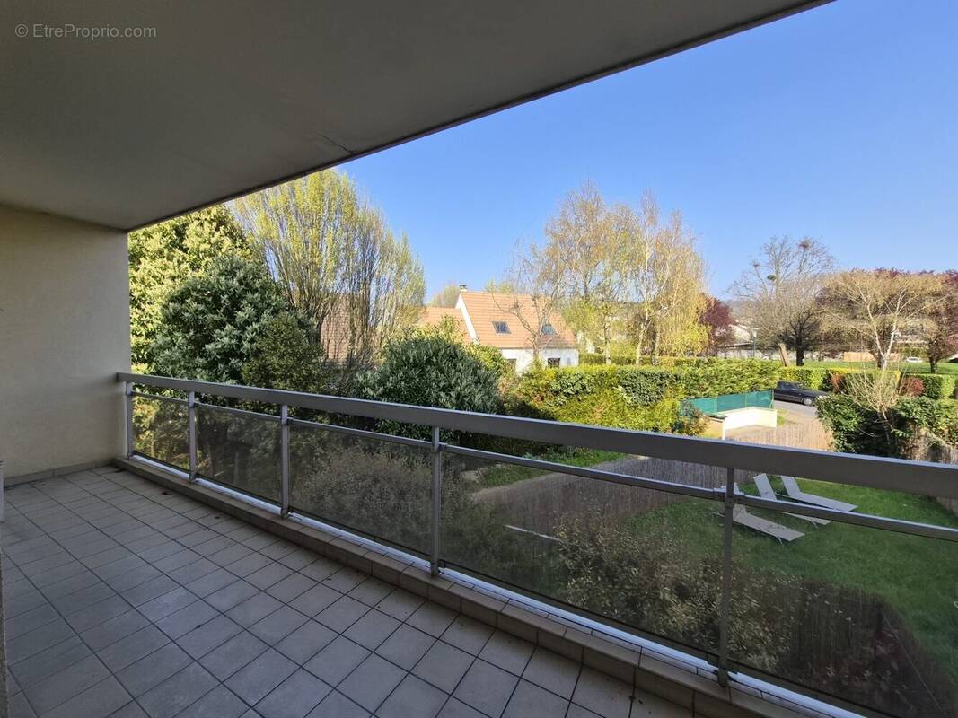 Appartement à LA FRETTE-SUR-SEINE